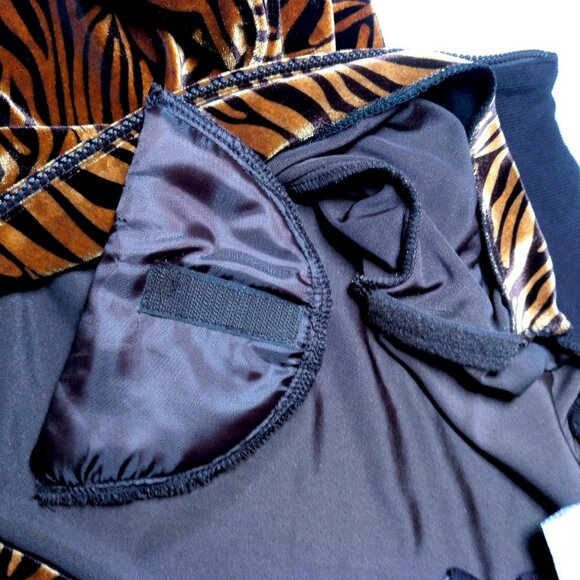 Susan Graver Sweatshirt Shirt XL Brown Velour Tiger Cat Animal Print Full Zip Up - Picture 12 of 12